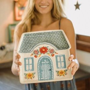 🆕 Cottage Giving Plate